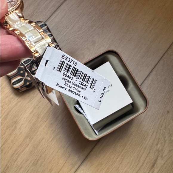 Fossil watch NWT - Picture 5 of 7